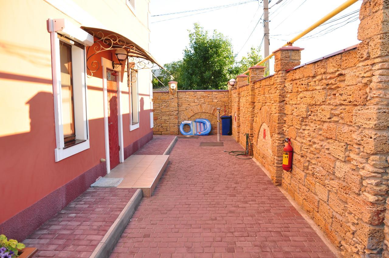 Inn Na Bugaze Karolino-Buhaz Exteriör bild