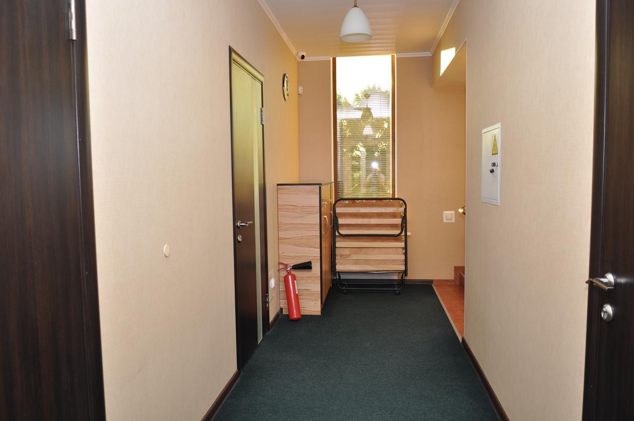 Inn Na Bugaze Karolino-Buhaz Exteriör bild